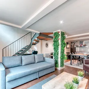 Appartement Guestready - Superbe Maison De Duplex, Lyon